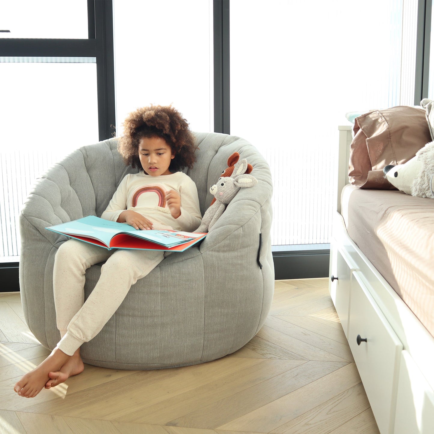 Butterfly Sofa - Interior (Test)